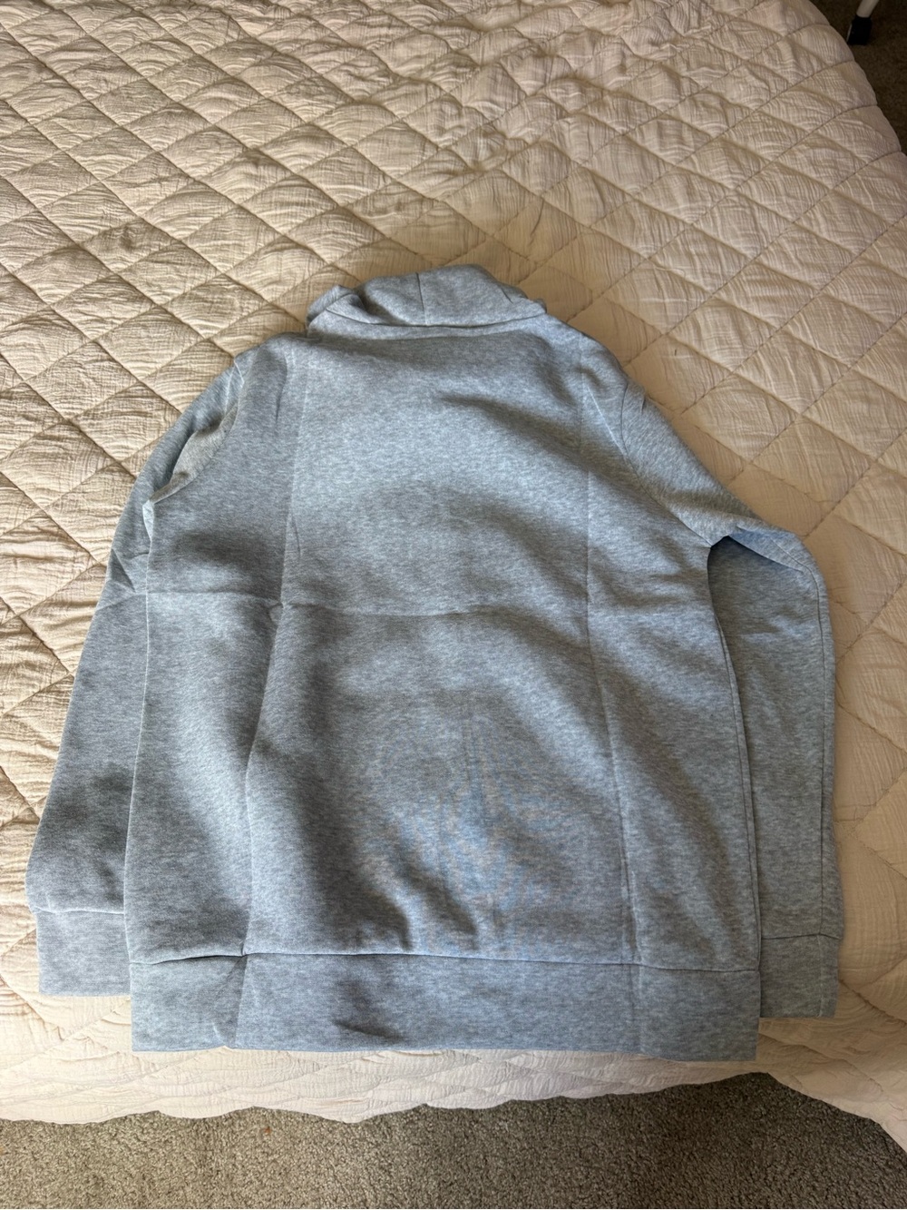 Source Unknown Gray Crewneck Sweatshirt with Green Boston Print - Picture 2 of 3